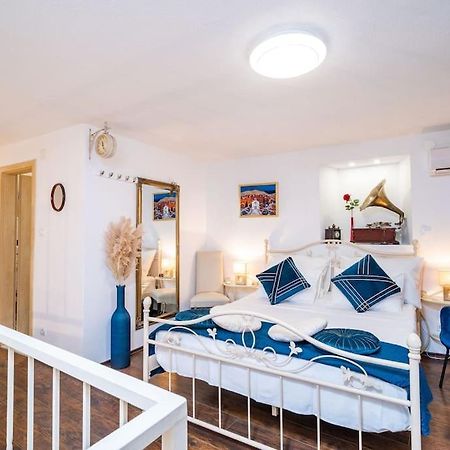 Plaza Royal In The Centre Apartment Дубровник Екстериор снимка