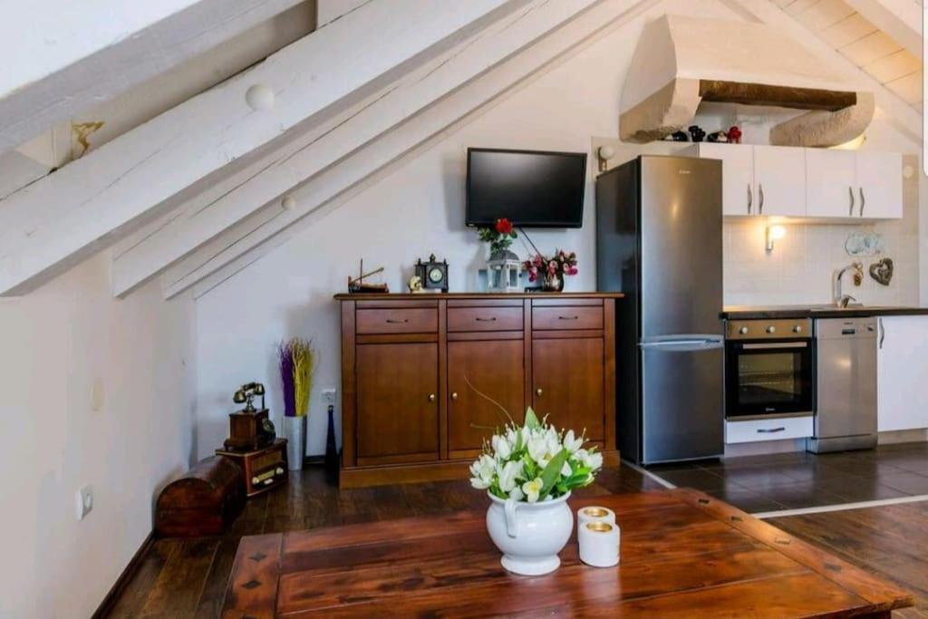 Plaza Royal In The Centre Apartment Дубровник Екстериор снимка