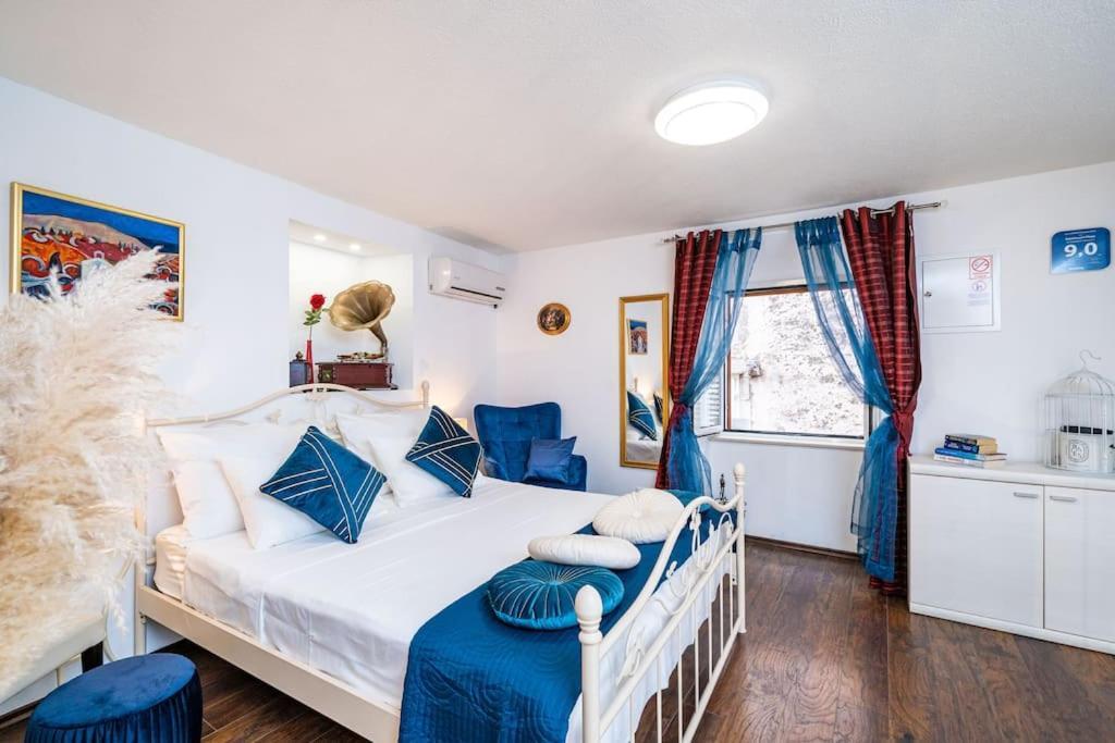 Plaza Royal In The Centre Apartment Дубровник Екстериор снимка